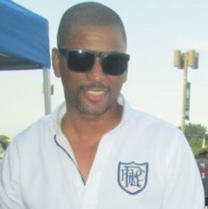 Meet your Posher, Larry